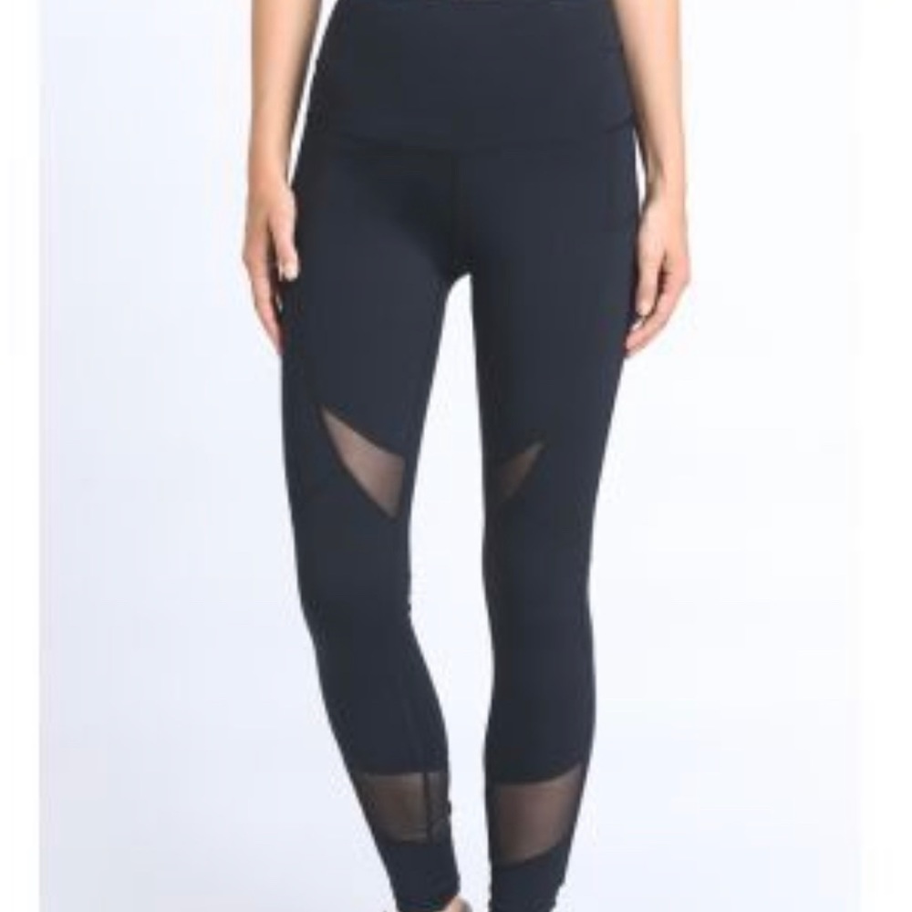 NWT Mono B High Waist mesh legging